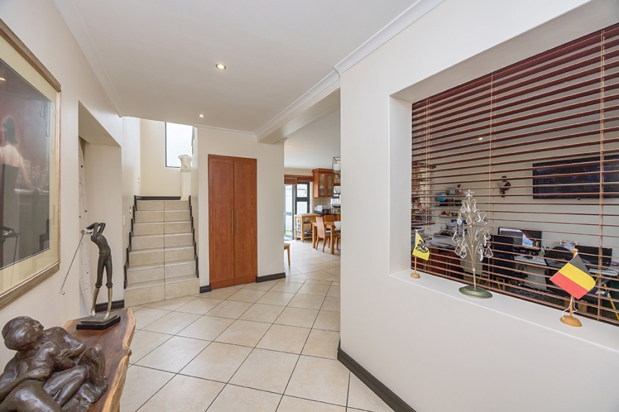 5 Bedroom Property for Sale in Big Bay Western Cape